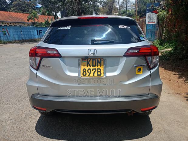 Honda Vezel 2016 Silver