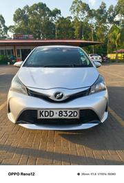 Toyota Vitz 2018 Silver for sale