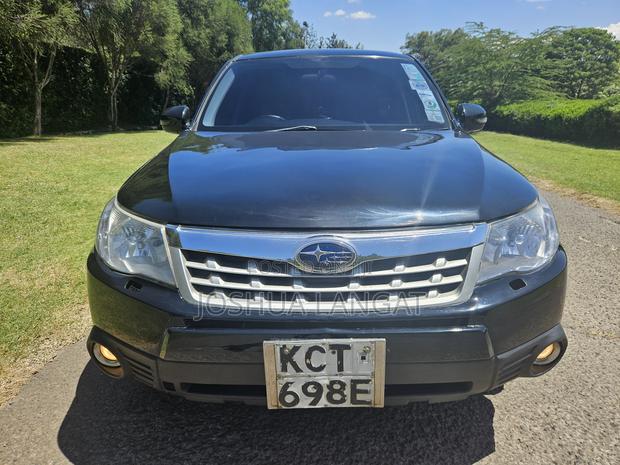 Subaru Forester 2011 Black