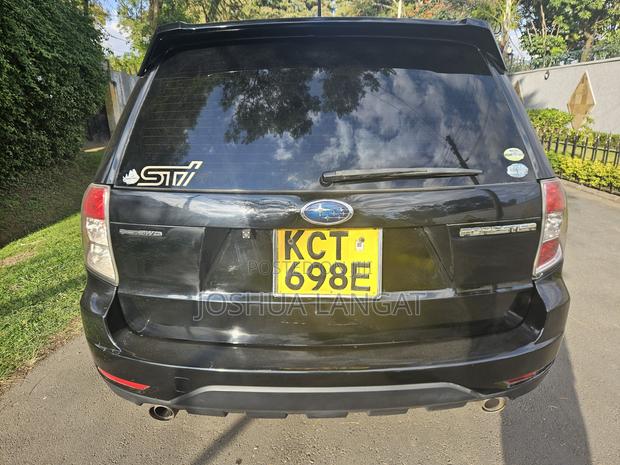 Subaru Forester 2011 Black