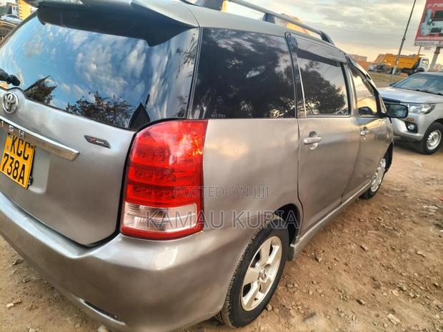 Toyota Wish 2009 Gray