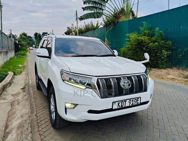Toyota Land Cruiser Prado 2018 Pearl