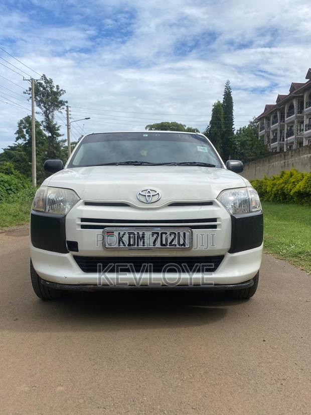 Toyota Probox 2016 White