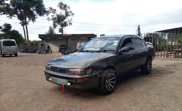 Toyota Corolla 1998 Blue
