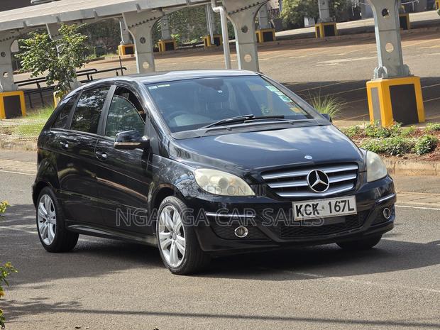 Mercedes-Benz B-Class 2009 Black