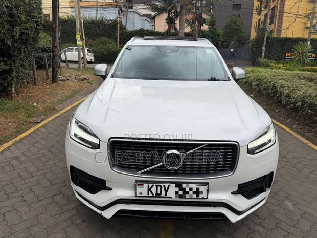 Volvo XC90 T5 R-Design AWD 2019 White