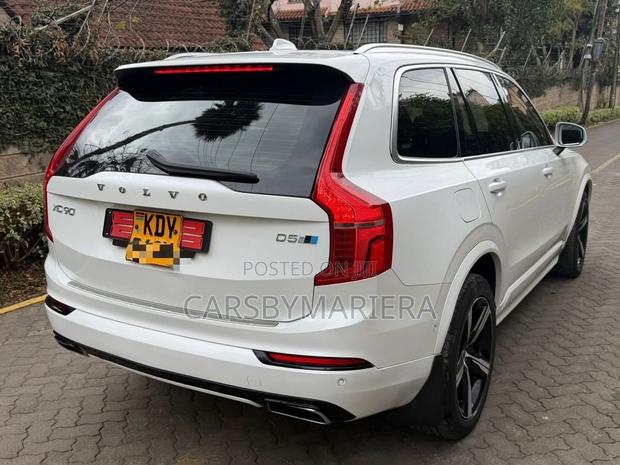 Volvo XC90 T5 R-Design AWD 2019 White