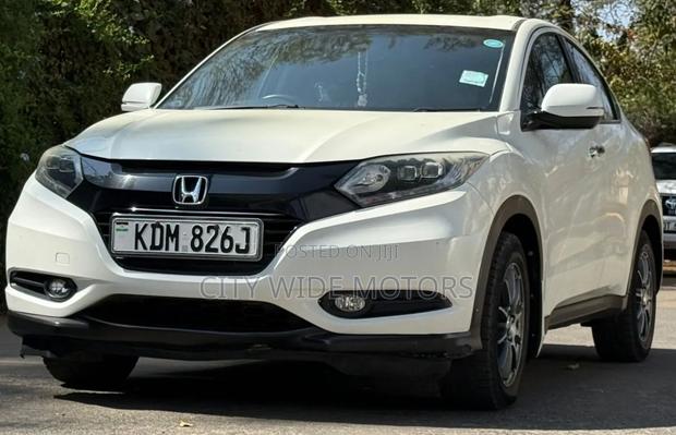 Honda Vezel 2016 White