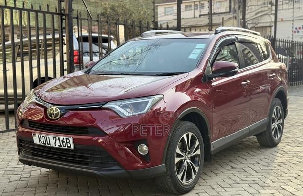 Toyota RAV4 2018 Red