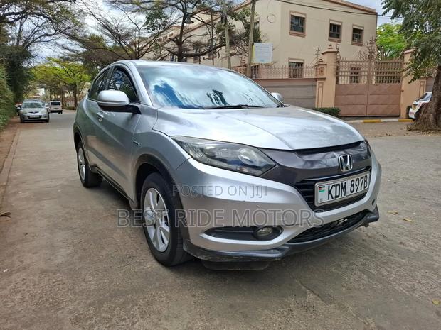 Honda Vezel 1.5 Hybrid 2WD 2016 Silver