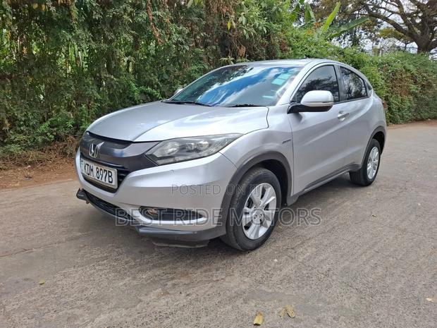 Honda Vezel 1.5 Hybrid 2WD 2016 Silver