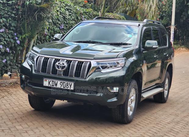 Toyota Land Cruiser Prado 3.0 D-4D (190 Hp) 7 seats 2014 Green