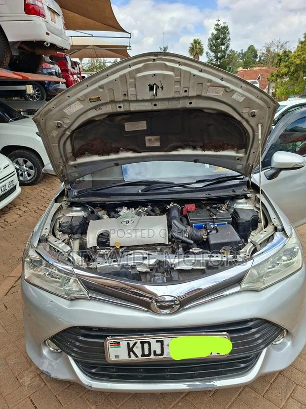 Toyota Corolla Fielder 2015 Silver