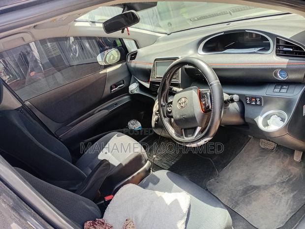 Toyota Sienta 2017 Black