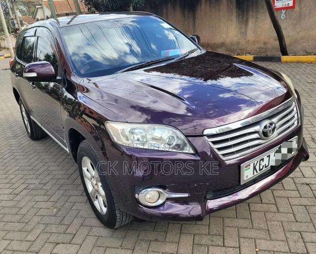 Toyota Vanguard 2011 Maroon