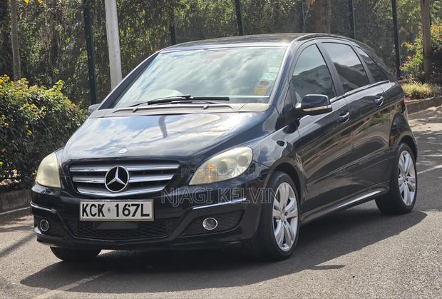 Mercedes-Benz B-Class 2009 Black