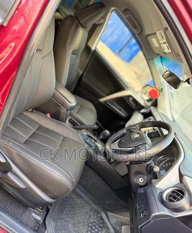 Toyota RAV4 2018 Red