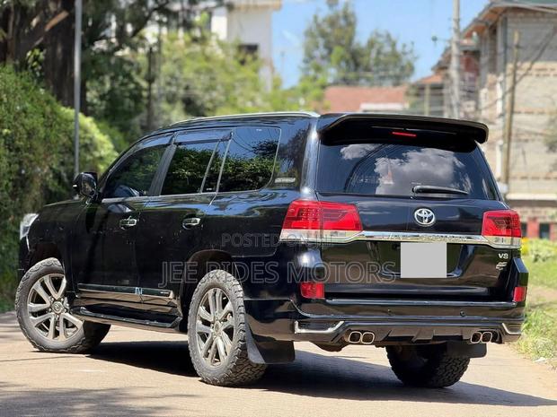 Toyota Land Cruiser 2011 Burgundy