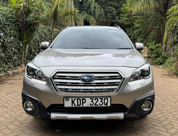 Subaru Outback 2015 Gold
