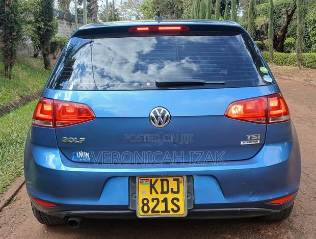 Volkswagen Golf 2015 Blue