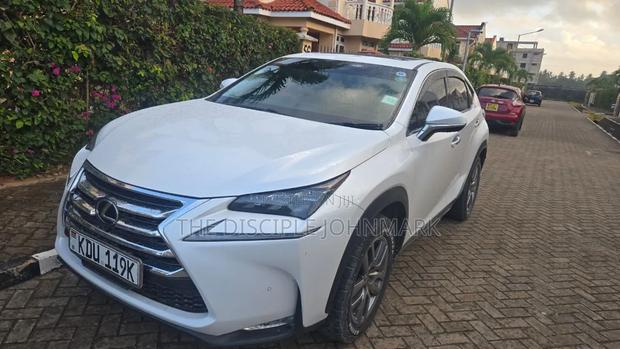 Lexus NX 2018 White