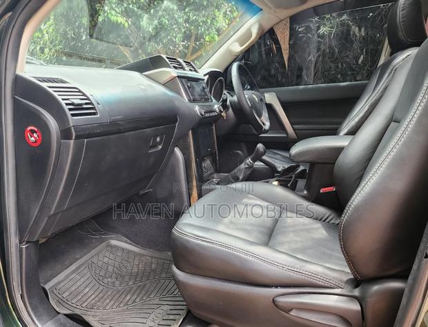 Toyota Land Cruiser Prado 2014 Green