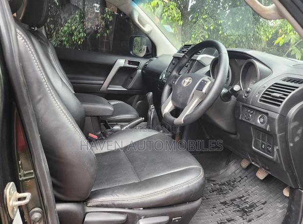 Toyota Land Cruiser Prado 2014 Green