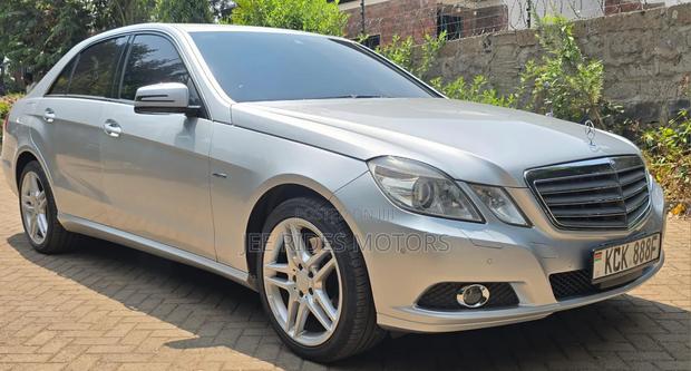 Mercedes-Benz E250 2010 Silver
