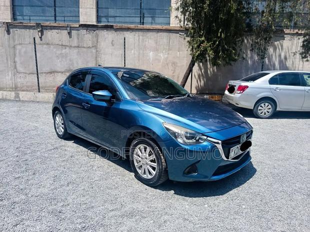Mazda Demio 2017 Blue