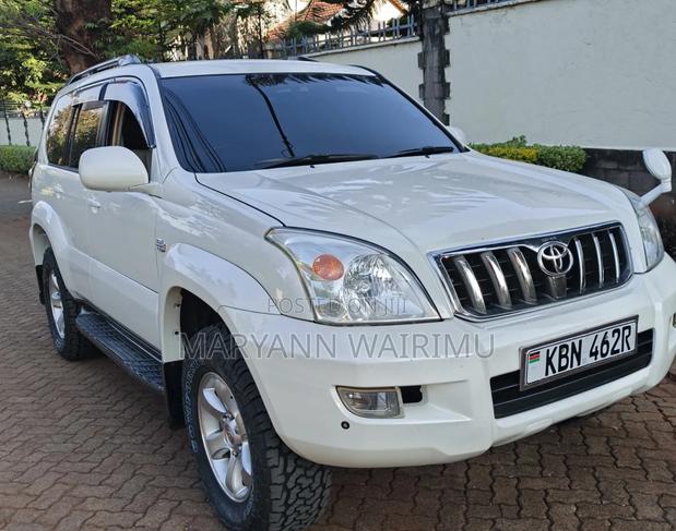 Toyota Land Cruiser Prado 2005 White