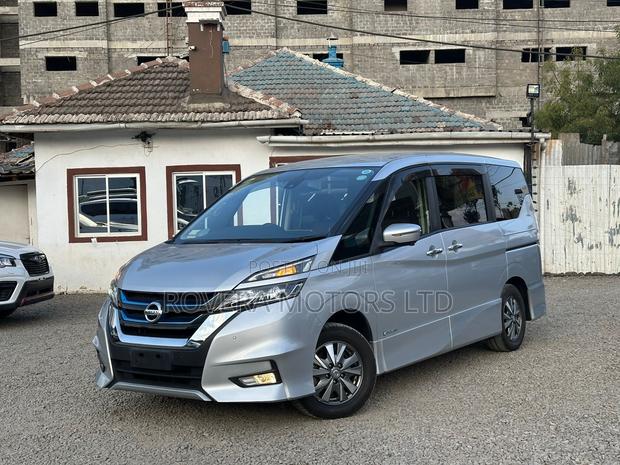 Nissan Serena 2019 Silver