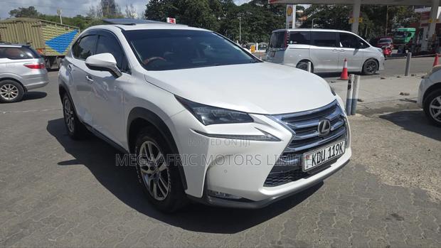Lexus NX 200 FWD 2019 White