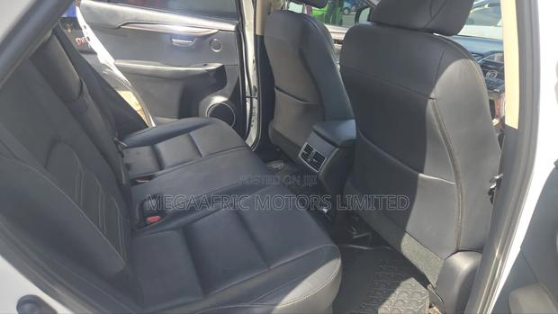 Lexus NX 200 FWD 2019 White