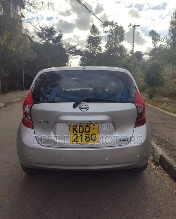 Nissan Note 2014 Silver
