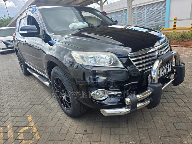 Toyota Vanguard 2013 Black