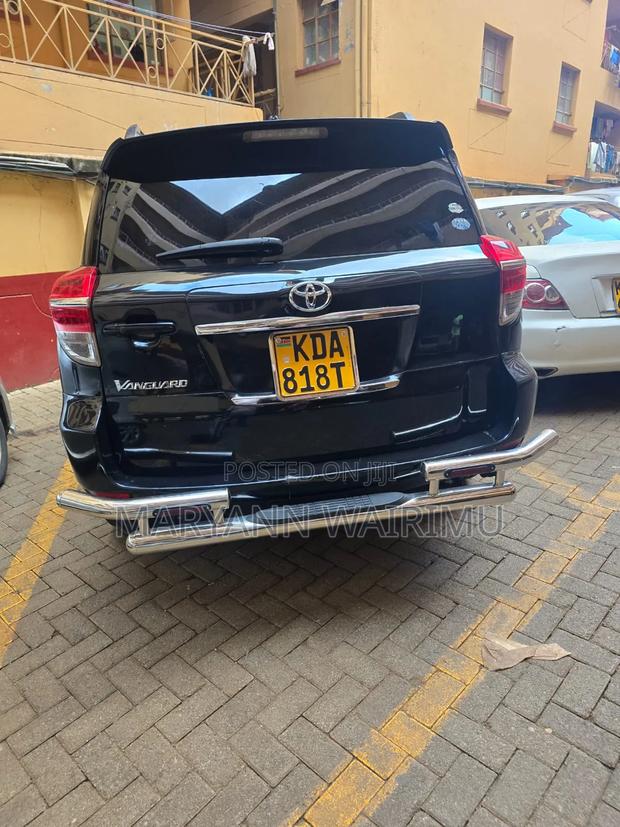 Toyota Vanguard 2013 Black