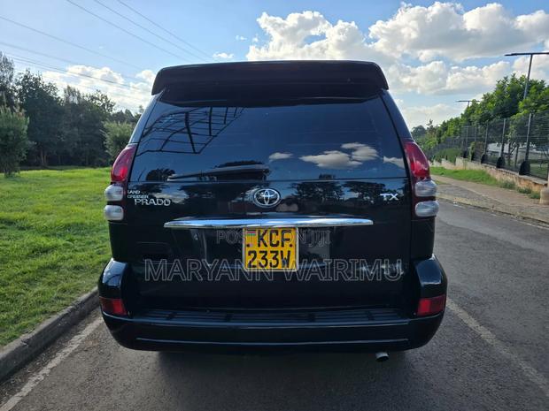 Toyota Land Cruiser Prado 2009 Black