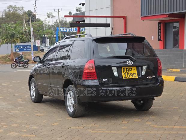 Toyota Corolla Fielder 2004 Black