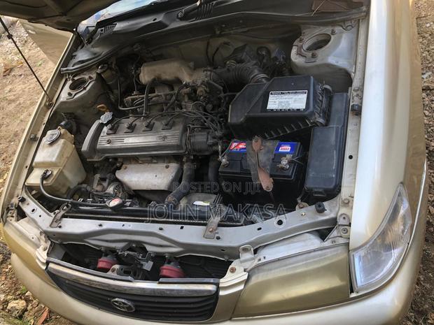 Toyota Corona 1999 Beige