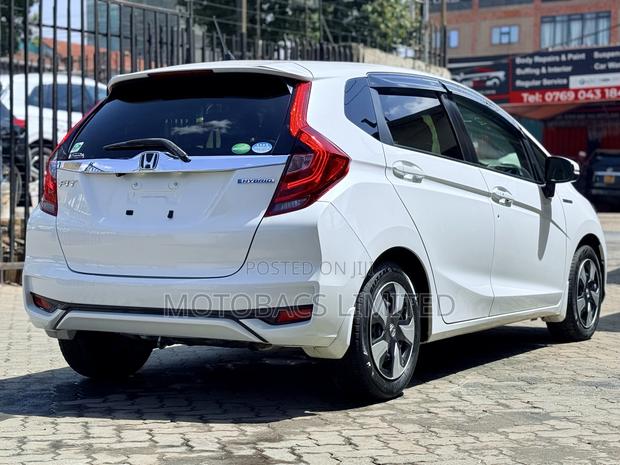 Honda Fit Sport 2019 White