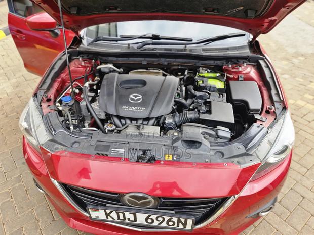 Mazda Axela 2015 Red