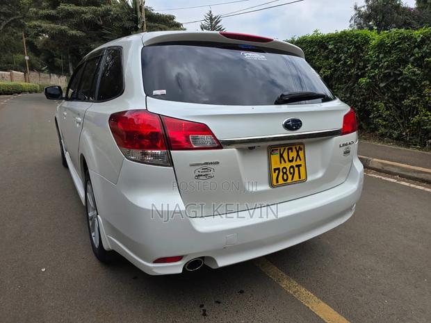 Subaru Legacy 2012 White