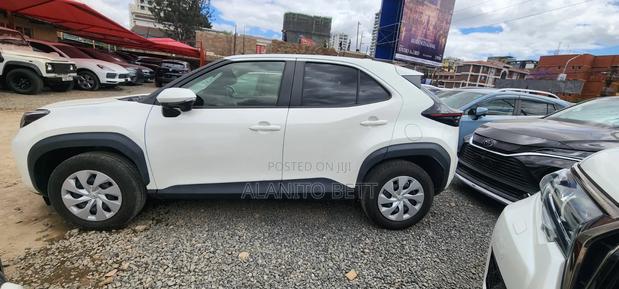 Toyota Yaris Cross 2021 White