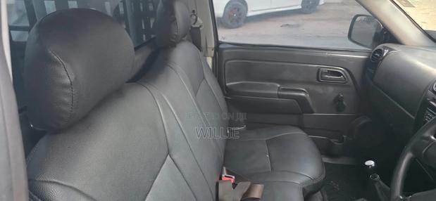 Isuzu D-MAX 2010 White
