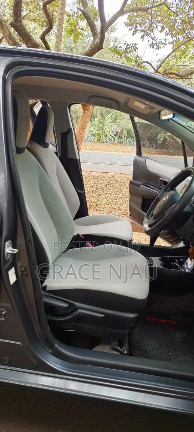 Toyota Vitz 2013