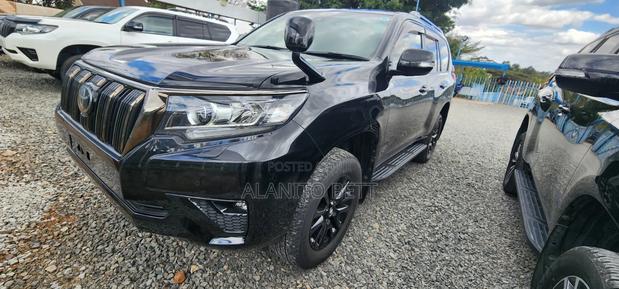 Toyota Land Cruiser Prado 2021 Black