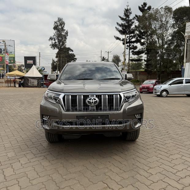 Toyota Land Cruiser Prado 2.7 VVT-i 2014 Ivory