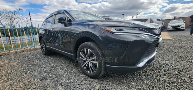Toyota Harrier 2.0 2020 Black