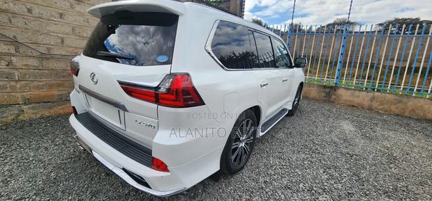 Lexus LX 2019 White