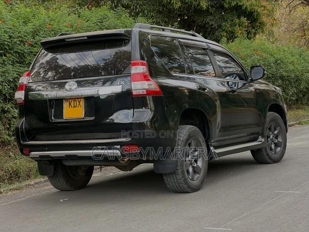 Toyota Land Cruiser Prado 2.8 D-4D 2016 Black